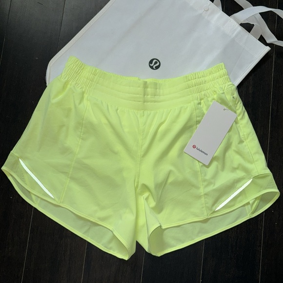 lululemon athletica Pants - lululemon HOTTY HOT HR SHORTS 4” in FADED ZAP SZ 12 NWT